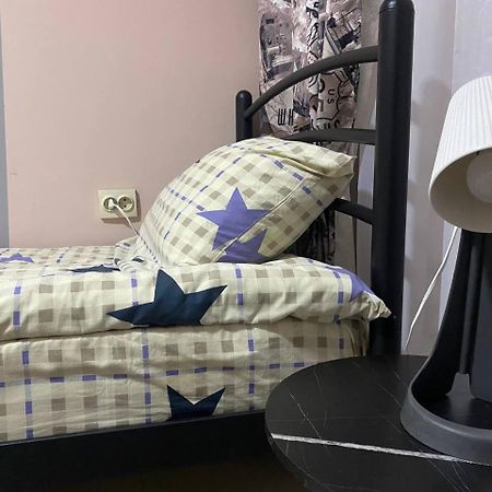 U-Kurenivska15A Kijev Kültér fotó
